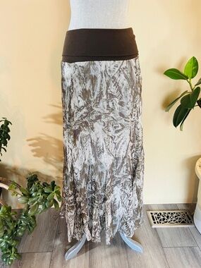 Willow & Clay Boho Maxi Skirt Size Small Sheer Light Blue Feather Inspired Print